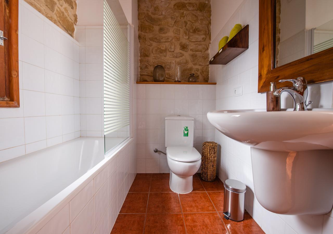 Cal Tomas, Ecoturisme Terra Alta Hostal Bot Exterior foto